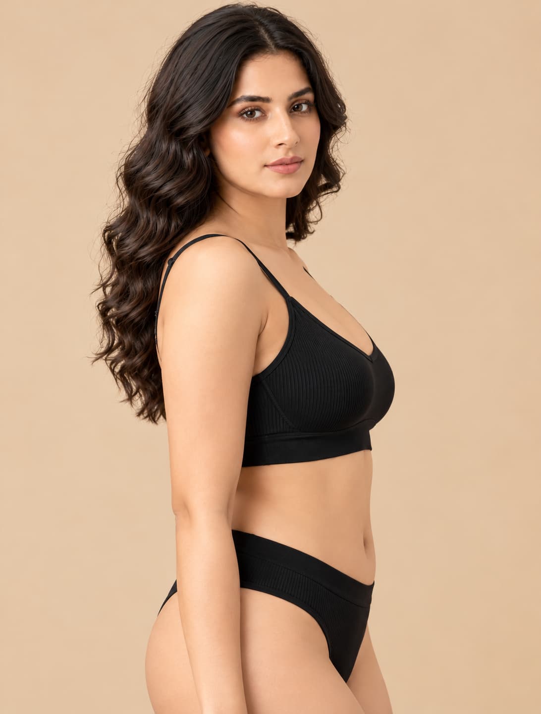 Seamless Full Coverage Sports Bra & Briefs Set – Black
